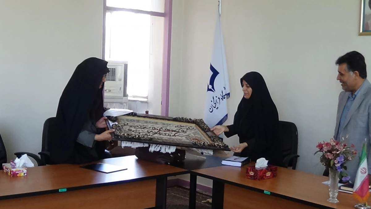 مراسم معارفه آقای قهرمان مددلو به عنوان سرپرست موقت مرکز شهید مطهری خوی 6