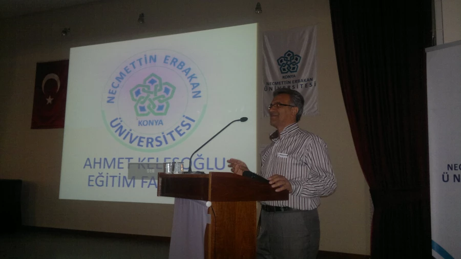 پذیرش و ارائه مقاله معاون آموزش مرکزآموزش عالی شهید مطهری خوی در کنفرانس بین المللی کشور ترکیه 2