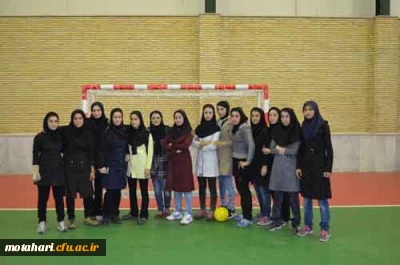 برگزاری مسابقه فوتسال بین تیم های دانشگاه فرهنگیان و دانشگاه پیام نور خوی به مناسبت هفته تربیت بدنی