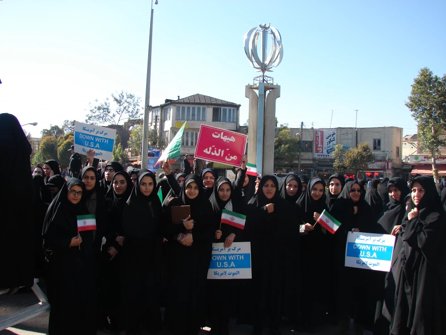 شرکت فعال و گسترده در مراسم راهپیمایی روز 13 آبان 3