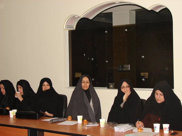 برگزاری جلسه شورای آموزشی اساتید 11