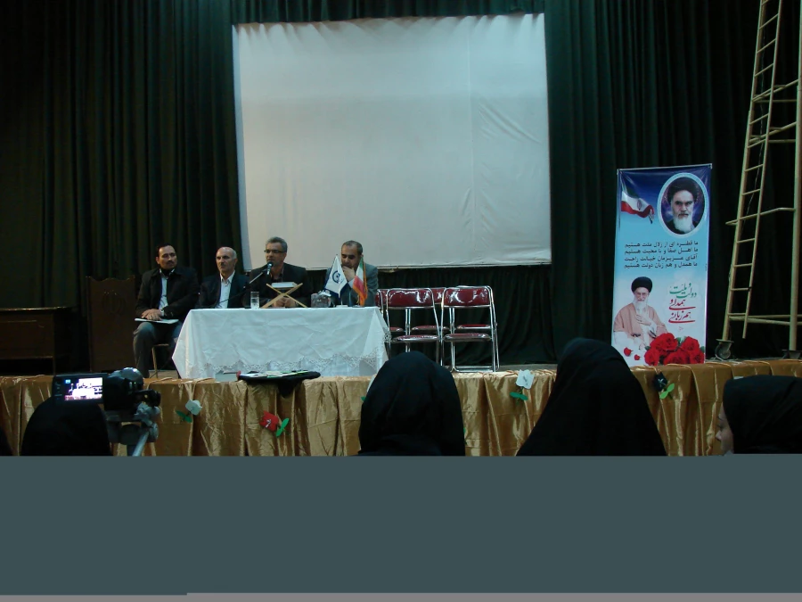 برگزاری جلسه گروههای آموزشی  4