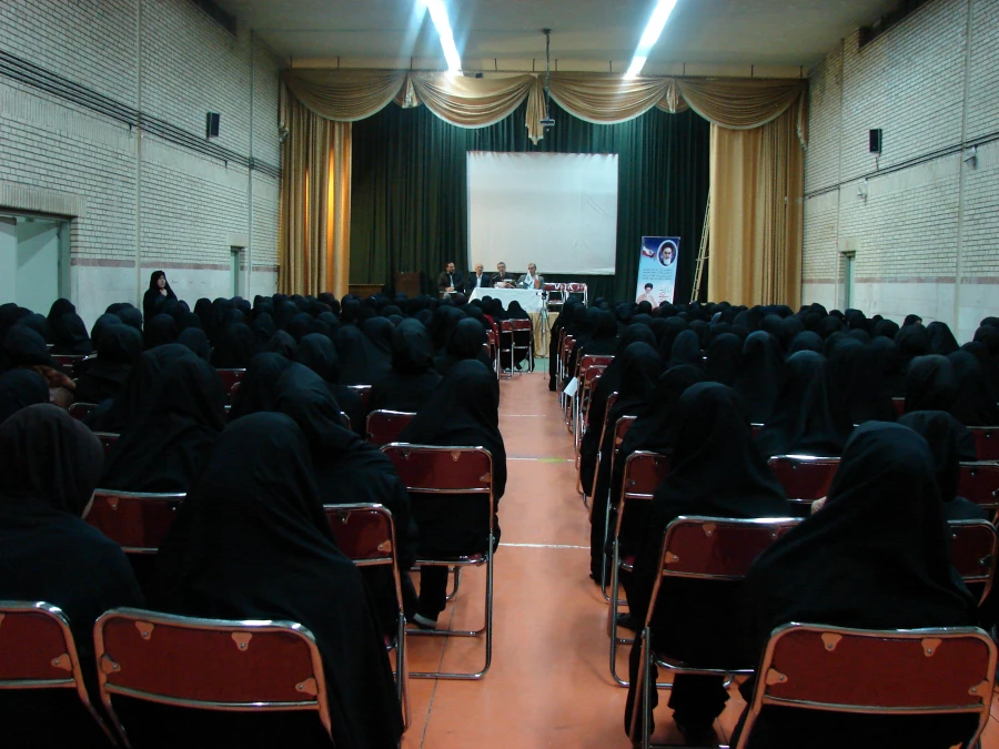 برگزاری جلسه گروههای آموزشی  7