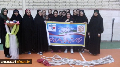 برگزاری مسابقه طناب کشی به مناسبت هفته بسیج