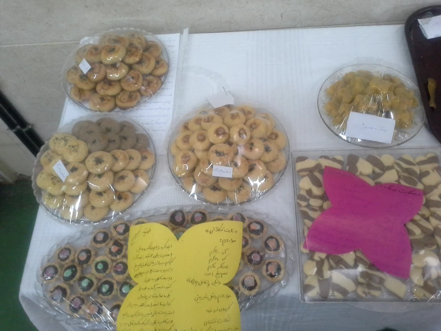 برپایی نمایشگاه آثار هنری دانشجویان به مناسبت روز دانشجو 3