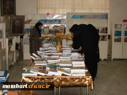 بازدید دبیران مدرسه فاطمیه از کتابخانه مرکز آموزش عالی شهید مطهری خوی 4