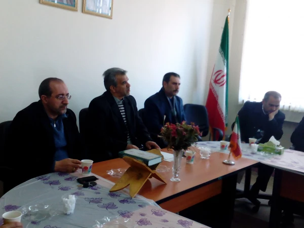 جلسه هم اندیشی و هماهنگی نیمسال دوم 95-94 2