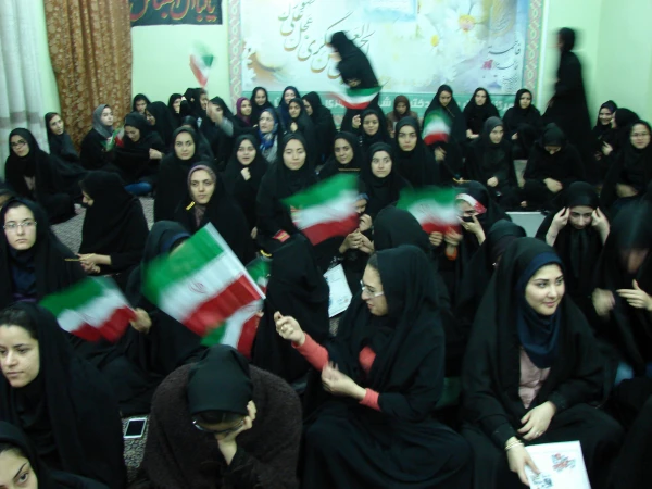 برگزاری نشست بصیرتی به مناسبت ایام دهه فجر 9