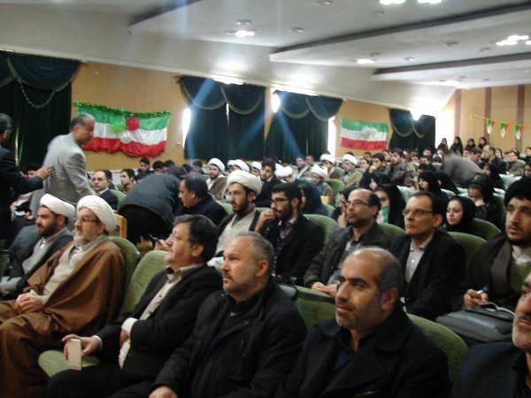 شرکت در همایش انقلاب اسلامی دستاوردها و آسیبها و انقلاب اسلامی جوانان و سبک زندگی  4