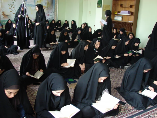 برگزاری مراسم به مناسبت ایام شهادت حضرت زهرا (س)  2