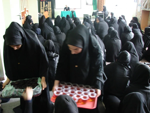 برگزاری مراسم به مناسبت ایام شهادت حضرت زهرا (س)  4