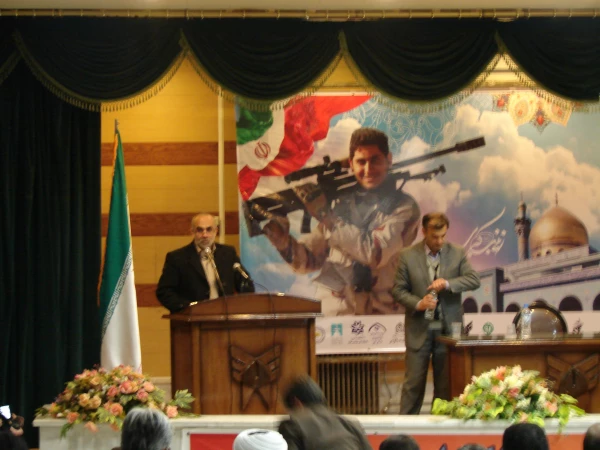 شرکت در همایش حمایت از مدافعان حرم  4