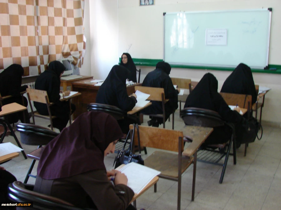 برگزاری آزمونهای مسابقات جشنواره قرآن و عترت در بخش کتبی  2