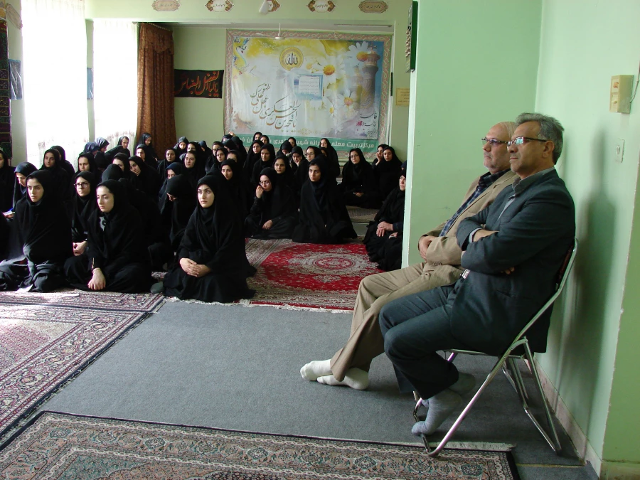 برگزاری جلسه سخنرانی و پرسش و پاسخ با موضوع نماز 3