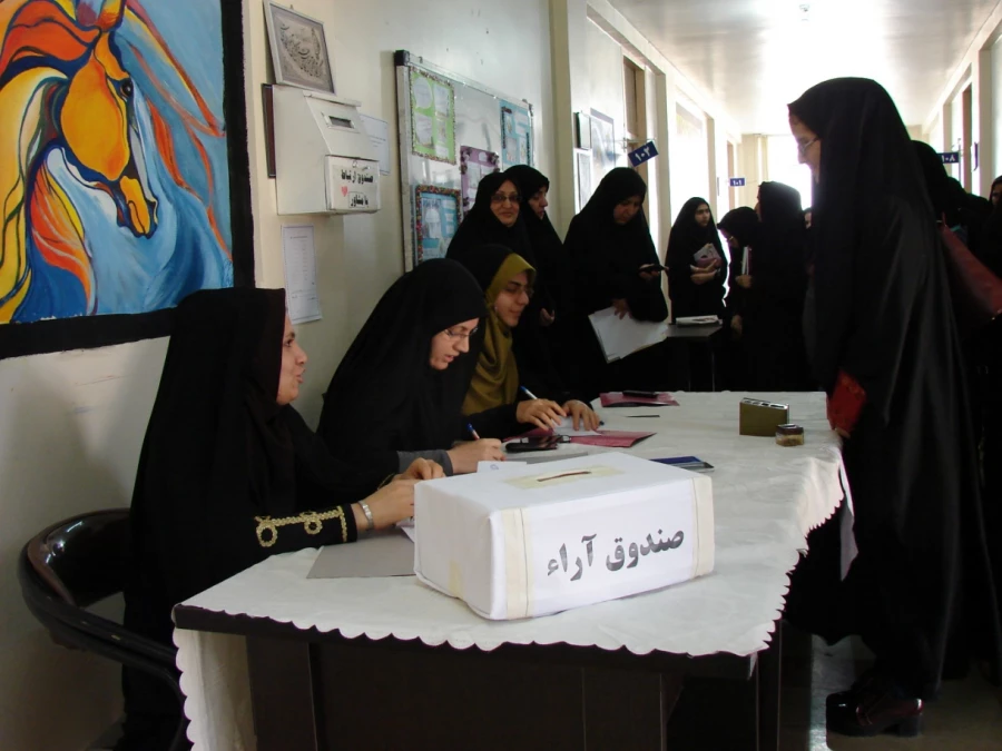 برگزاری انتخابات شورای صنفی – رفاهی دانشجویان در مرکز 7