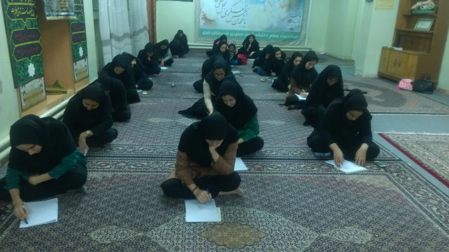 برگزاری دوره ی مقدماتی هلال احمر و کمک های اولیه به همت کانون هلال احمر دانشجویان مرکز 4