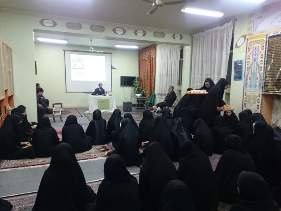 برگزاری نشست بصیرتی با موضوع 9 دی(روز بصیرت ملی و میثاق امت با ولایت)  3