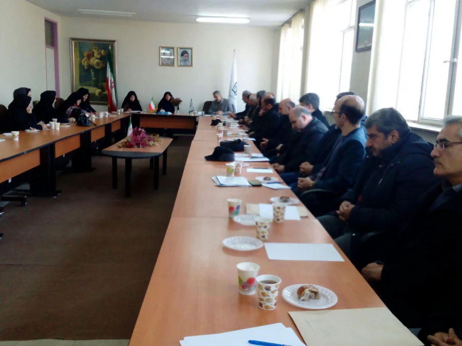 جلسه تعامل با اساتید مرکز  3