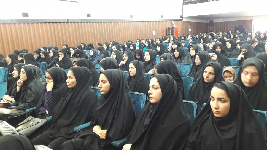 شرکت دانشجویان در نشسست سیاسی با موضوع «انتخابات 96 ، چالشها و فرصتها» 4