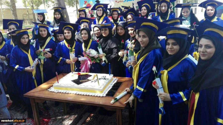 دومین آیین جشن دانش آموختگی ویژه دانشجومعلمان ورودی 92  7