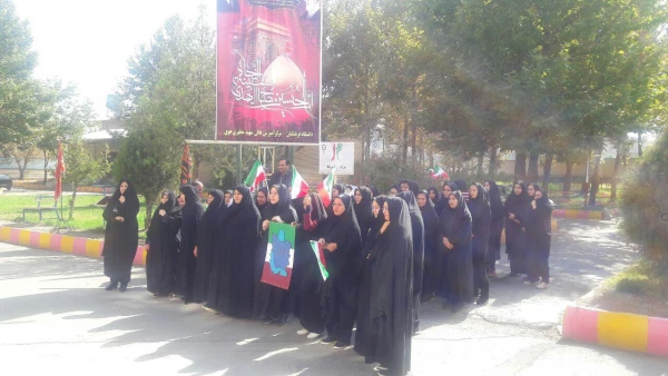 تجمع اعتراضی کارکنان،اساتید و دانشجویان مرکز شهید مطهری خوی به یاوه گوییهای اخیر رئیس جمهور آمریکا 3