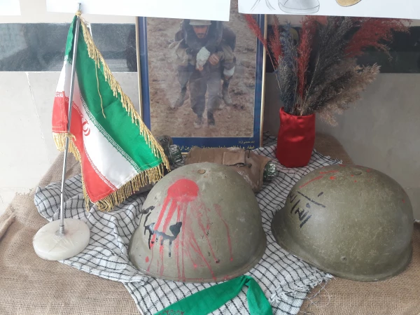 برپایی ایستگاه صلواتی به مناسبت هفته بسیج و جشن شکست داعش 5 آذر 2