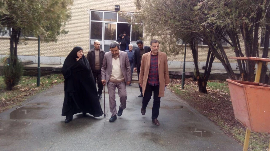 حضور نماینده محترم شهرستان خوی و چایپاره و هیئت همراه در مرکز آموزش عالی شهید مطهری خوی 8