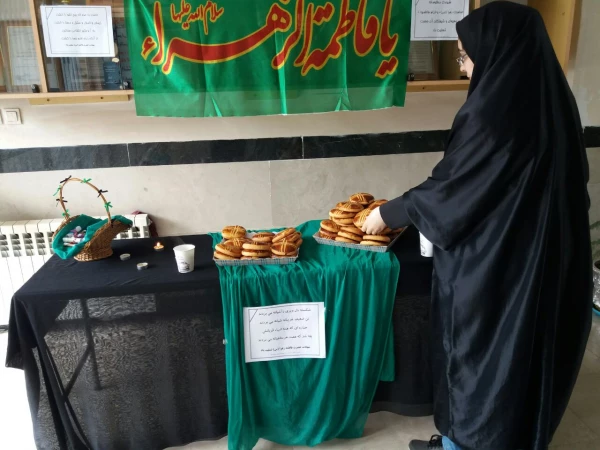 برپایی ایستگاه صلواتی به مناسبت شهادت حضرت زهرا(س) 2