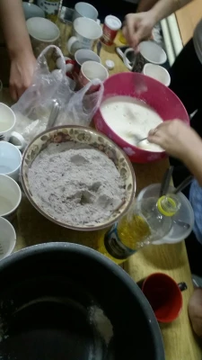 برگزاری کارگاه آموزش  کیک فنجانی توسط کانون هنرهای تزئینی و صنایع دستی دانشجو معلمان مرکزبا استقبال گرم و شرکت کلیه دانشجومعلمان 4