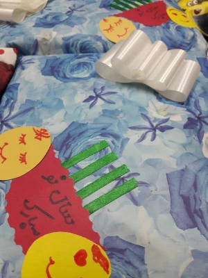 تهیه و توزیع لباس و کفش بین دختران بی سرپرست و بدسرپرست از طریق کمپین دانشجویی «دستان مهربانی» 3