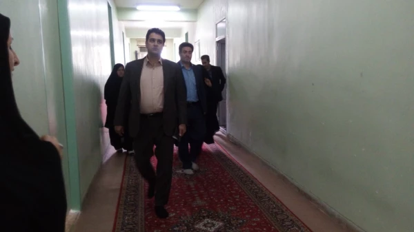 معاون آموزش و تحصیلات تکمیلی دانشگاه فرهنگیان و سرپرست محترم امور پردیس های استان آذربایجان غربی دکتر محمودلو و هیئت همراه در خوی

دکتر روشندل که به منظور بازدید از دانشگاه فرهنگیان مرکز شهید مطهری به خوی عزیمت کرده بود. در جمع اساتید و کارکنان این مرکز