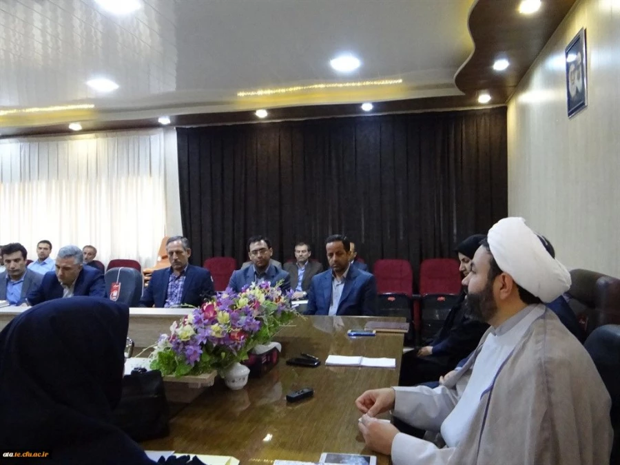 با حضور مسئولین استانی؛

آئین معارفه سرپرست پردیس علامه طباطبائی ارومیه سرکار خانم دکتر پایز برگزار شد 3