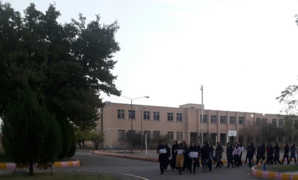 برگزاری پیاده روی همگانی در محوطه مرکز آموزش عالی شهید مطهری خوی 4