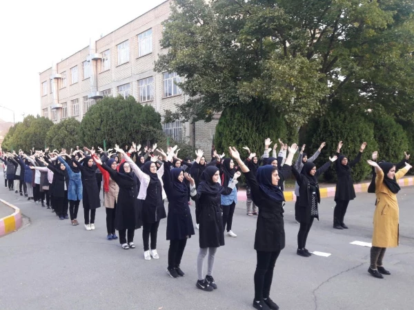 برگزاری پیاده روی همگانی در محوطه مرکز آموزش عالی شهید مطهری خوی 3