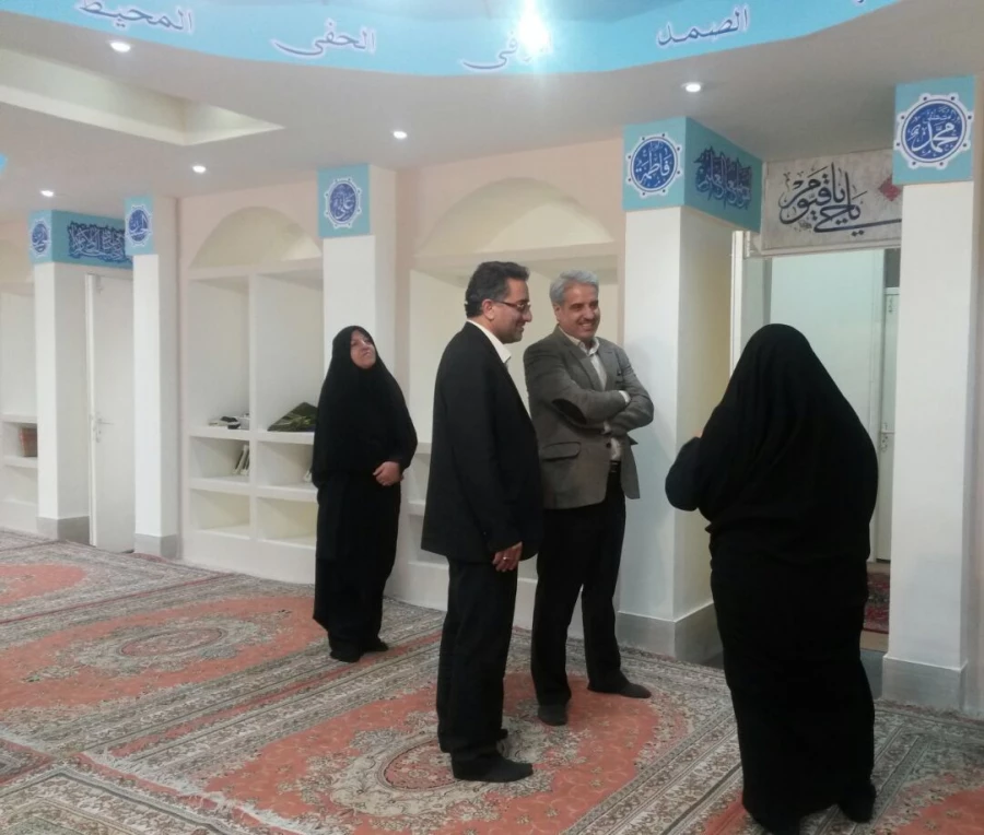 گزارش تصویری از بازدید دکتر آقاخانی و هیئت همراه از بخشهای مختلف مرکز شهید مطهری خوی  3