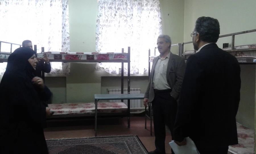 گزارش تصویری از بازدید دکتر آقاخانی و هیئت همراه از بخشهای مختلف مرکز شهید مطهری خوی  8