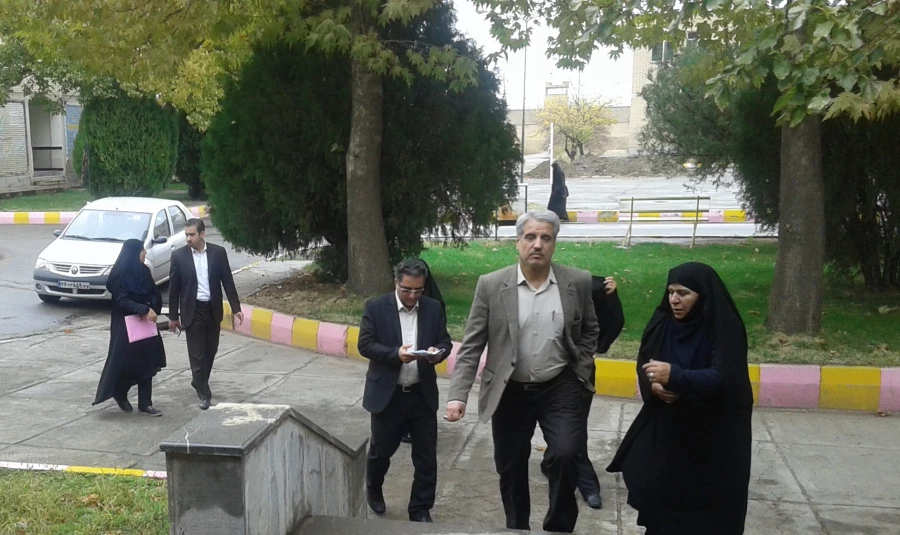 گزارش تصویری از بازدید دکتر آقاخانی و هیئت همراه از بخشهای مختلف مرکز شهید مطهری خوی  9