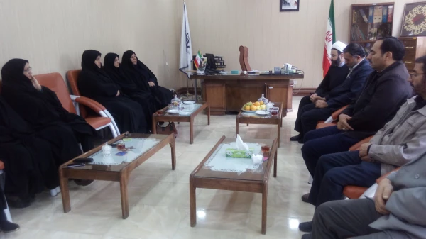 گزارش تصویری از بازدید دکتر بیگی نماینده محترم نهاد رهبری از بخشهای مختلف مرکز شهید مطهری خوی  2