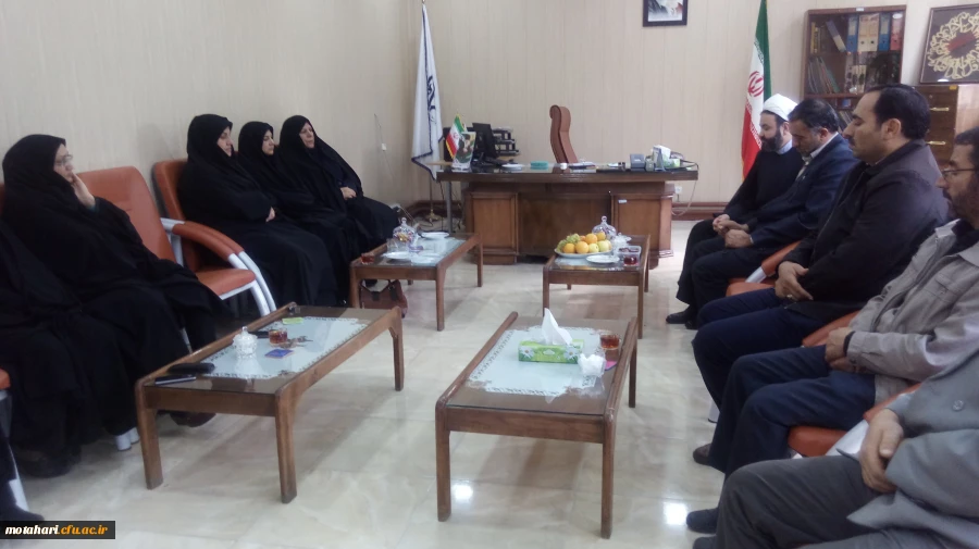 گزارش تصویری از بازدید دکتر بیگی نماینده محترم نهاد رهبری از بخشهای مختلف مرکز شهید مطهری خوی  2