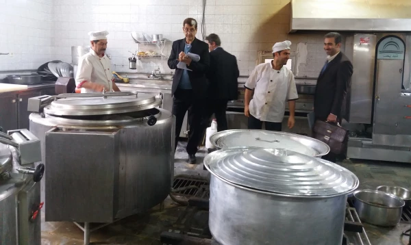 گزارش تصویری از بازدید جناب آقای دکتر احمدی رئیس حوزه نظارت و ارزیابی سازمان مرکزی دانشگاه فرهنگیان از قسمت های مختلف مرکز آموزش عالی شهید مطهری خوی 6