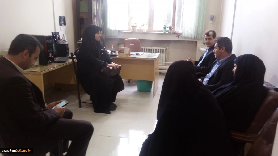 گزارش تصویری از بازدید جناب آقای دکتر احمدی رئیس حوزه نظارت و ارزیابی سازمان مرکزی دانشگاه فرهنگیان از قسمت های مختلف مرکز آموزش عالی شهید مطهری خوی 9