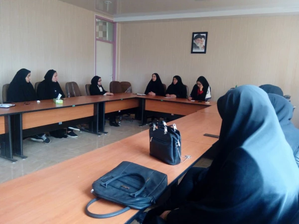 برگزاری اولین جلسه دبیران کانونها ی فرهنگی واعضای شورای بسیج دانشجویی با حضور ریاست مرکز 2