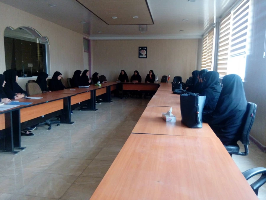 برگزاری اولین جلسه دبیران کانونها ی فرهنگی واعضای شورای بسیج دانشجویی با حضور ریاست مرکز 3