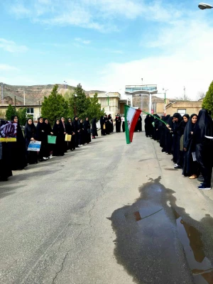 گزارش تصویری تجمع دانشجومعلمان، اساتید وکارکنان مرکز آموزش عالی شهید مطهری خوی در اعتراض به  اقدام نابخردانه و وقیحانه آمریکا علیه سپاه پاسداران انقلاب اسلامی  4