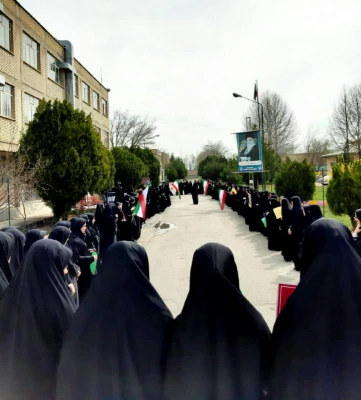 گزارش تصویری تجمع دانشجومعلمان، اساتید وکارکنان مرکز آموزش عالی شهید مطهری خوی در اعتراض به  اقدام نابخردانه و وقیحانه آمریکا علیه سپاه پاسداران انقلاب اسلامی  5