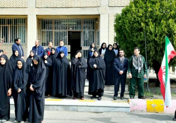 گزارش تصویری تجمع دانشجومعلمان، اساتید وکارکنان مرکز آموزش عالی شهید مطهری خوی در اعتراض به  اقدام نابخردانه و وقیحانه آمریکا علیه سپاه پاسداران انقلاب اسلامی  6