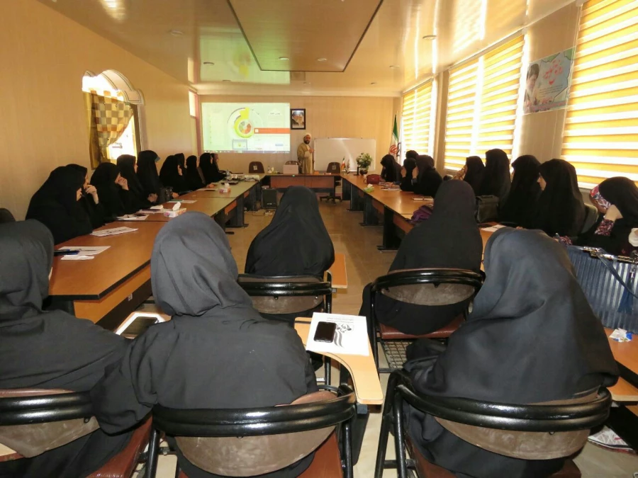 برگزاری دوره آموزشی «تبیین بیانیه گام دوم انقلاب»  3