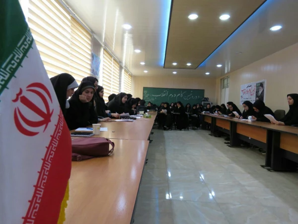 برگزاری دوره آموزشی «تبیین بیانیه گام دوم انقلاب»  17