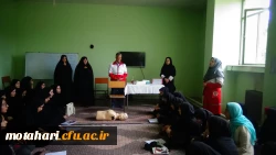 بازدید رئیس سازمان هلال احمر شهرستان خوی از کلاسهای آموزش کمک های اولیه  در مرکز شهید مطهری خوی 2