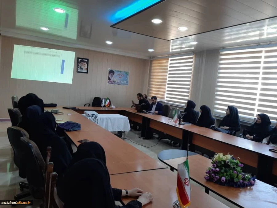 کارگاه آموزشی آسیبها و تهدید های فضای مجازی در مرکز شهید مطهری خوی برگزار شد 3